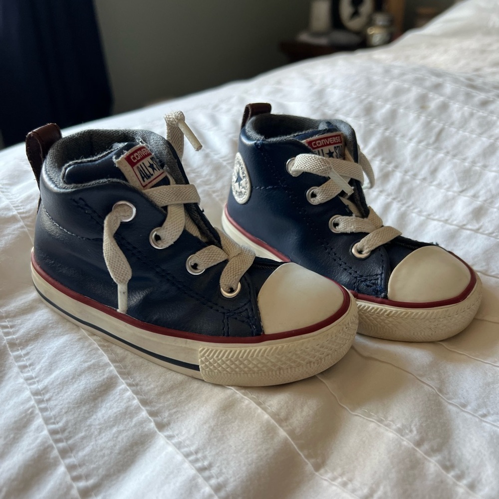 Converse Kids Navy Blue Leather High-Top Sneakers toddler 6